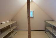 Büro, Praxis, Studio, Atelier repräsentativ, hell, im Zentrum