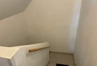Der nächste Sommer kommt bestimmt! Coole DG Wohnung mit großer Loggia und Seenähe!