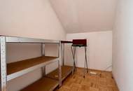 Helle 4-Zimmer-Dachgeschosswohnung mit Terrasse &amp; TG-Platz