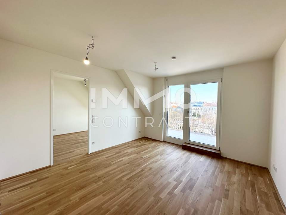 NEU! 2 Zimmer Dachgeschoss inkl. neue Küche und provisionsfrei, Erstbezug