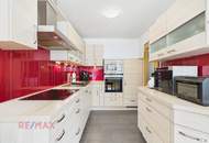 Platz für die Familie: Lichtdurchflutete Wohnung mit Balkon und bester Anbindung