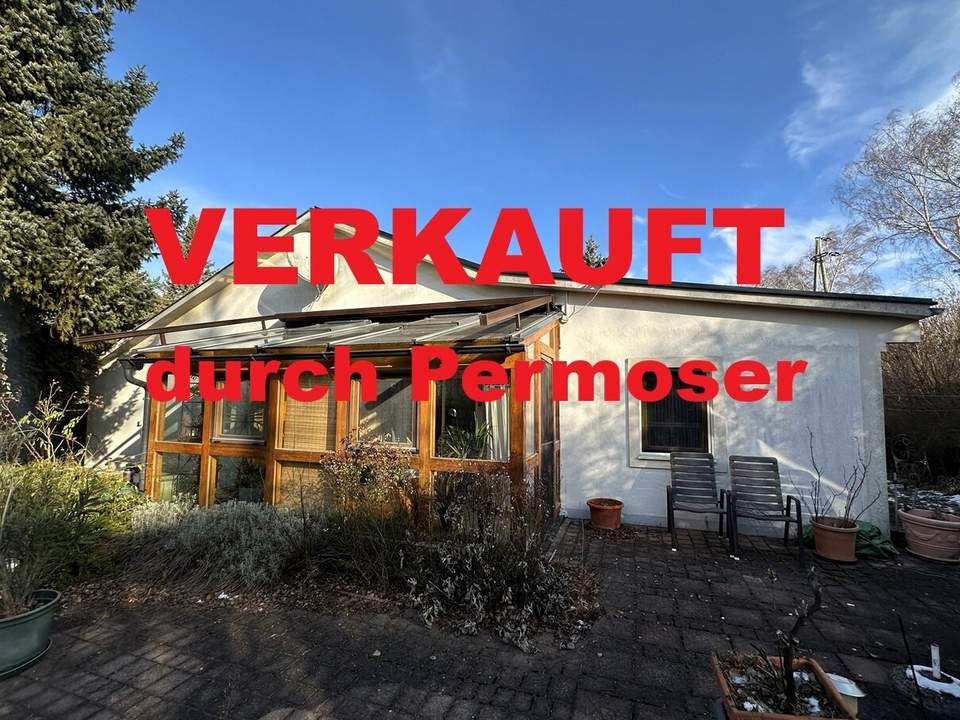 schönes massives Ferienhaus auf großem Pachtgrundstück zu verkaufen