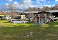 Großes Grundstück mit Einfamilienhaus und Lagerhalle