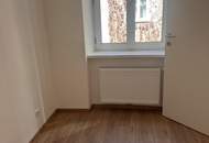 GENERALSANIERTE 2-ZIMMER-ALTBAU *ERSTBEZUG NACH KATEGORIEANHEBUNG*