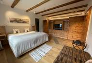 "Elegante Residenz mit privatem Hallenbad in Kitzbühel – Ihr alpines Traumdomizil"