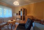 ''Komfortabel ausgestatteter Bungalow mit parkähnlichem Garten''