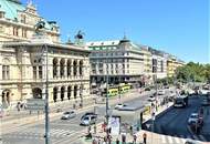 STAATSOPER-BLICK, Opernring, klimatisierte 5 Zimmer, Stehbalkon, Komplettküche, Badezimmer, teilweise Flügeltüren, Parketten