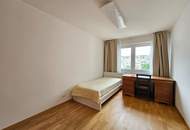 "Luxury Apartment near UNO-City"