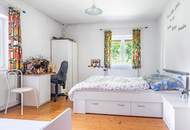 Charmanter Bungalow am Siedlungsrand mit 3.793 m² großem Grund und Ausbaupotenzial