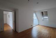 3-Zimmerwohnung mit Balkon und perfekter Verkehrsanbindung in U-Bahnnähe!