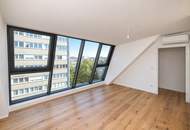 Sommerbonus bis 31. August - ERSTBEZUG: Dachmaisonette mit Südterrasse in charmantem Altbau