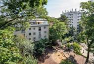 Penthouse Feeling in Gersthof mit zwei Sonnenterrassen, eigenem Park und einzigartiger Ruhelage