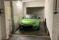 Tiefgaragen-Parkplatz mit großzügiger Einfahrt und viel Rangierplatz