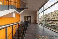 Klimatisiert! Zentrale Büro-/Schulungs-/Therapiefläche mit ausreichend Parkplätzen in Linz zu vermieten!