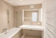 LAXURY: Directly at the main train station - big 4 room apartment Commission-free