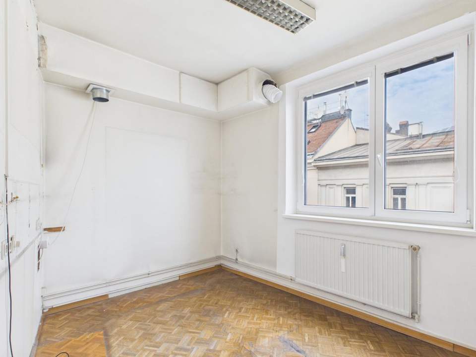 Sehr günstige sanierungsbedürftige 2-Zimmerwhg. im 9. Bezirk