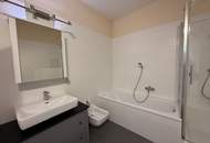 Bezugsfertige Familienwohnung Nähe American International School !!