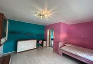 Einfamilienhaus mit großzügiger Halle und viel Potenzial in ruhiger Lage