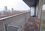 DACHGESCHOSS, INNSTRASSE, 101 m2 Maisonette mit Freiflächen, Wohnküche, 3 Zimmer, Wannenbad, Parketten, Fernblick