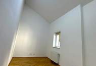 BÖRSE-NÄHE, klimatisiertes 98 m2 Dachgeschoss mit 9 m2 Terrasse, 3 Zimmer, Extraküche, 2 Bäder, Gonzagagasse
