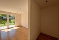 Moderne Wohnung mit Garten und KFZ-Stellplatz