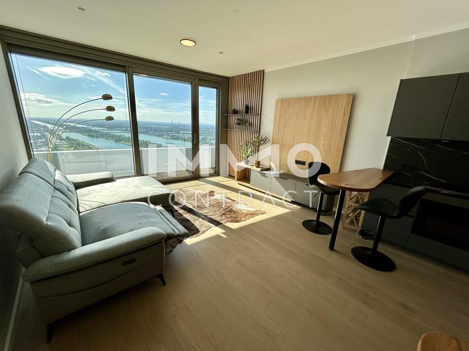 Möbliertes Apartment im 42. Stock mit Weitblick auf die Donau! Pool, Spa und Fitness inklusive!