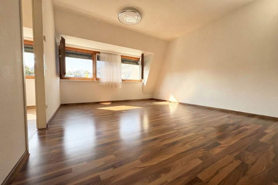 2-Zimmer-Dachgeschosswohnung in Döbling – ruhig gelegen & gut angebunden, Wohnung-kauf, 269.000,€, 1190 Wien 19., Döbling
