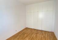 PERFEKT AUFGETEILTE RENOVIERTE WOHNUNG MIT GARAGE ZWISCHEN THERMALBAD UND KURPARK
