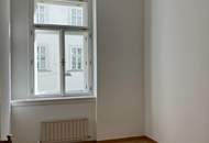 Repräsentative Altbauetage mit Terrasse