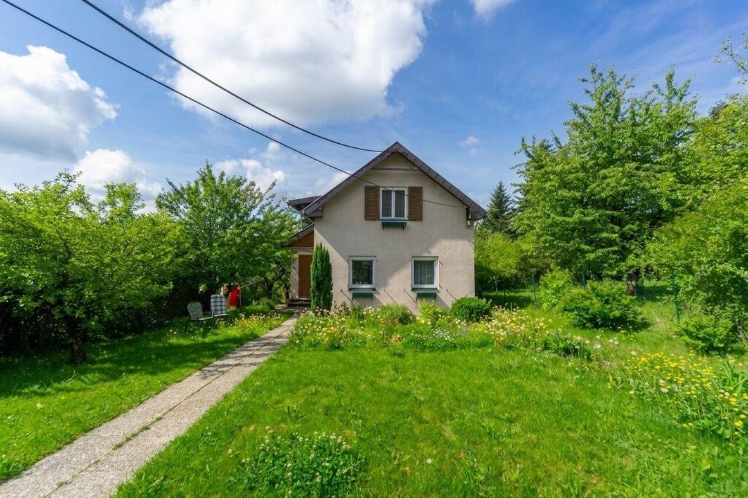 Traumhaftes Grundstück mit Wienerwaldfernblick und Althaus nahe Wien