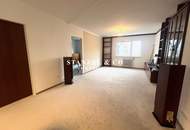 SONNIGES APARTMENT IN DER KOLONIESTRASSE