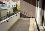 2 Zimmer & Balkon & Garage