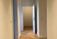 1030! 4-Zimmer DG mit Balkon Nähe Urania!