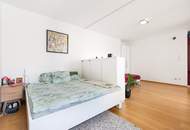 ++Naschmarkt++ Well-kept 1.5-room attic apartment with terrace!