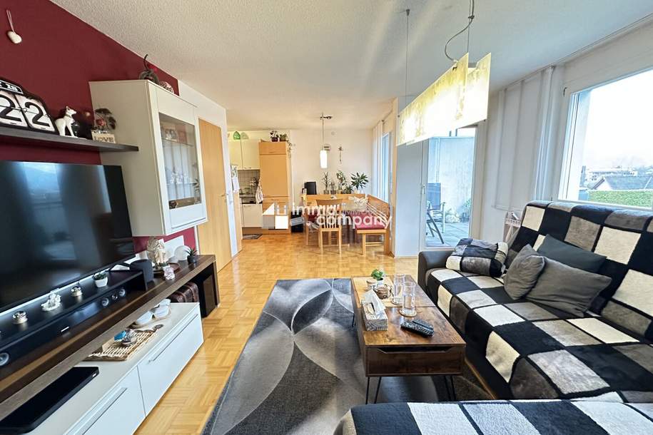 4-Zimmer-Maisonette-Wohnung auf zwei Etagen (1. OG + DG) in Frastanz, modernes, tolles Badezimmer, 2 sehr gut beleuchtete Tiefgaragenplätze, einmaliger Ausblick vom Balkon auf die umliegende Bergwelt., Wohnung-kauf, 395.000,€, 6820 Feldkirch