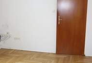 Gemütliches 4-Zimmer Büro in Top-Lage!