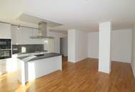 URLAUBSFEELING PUR - 3 Zimmer WHG mit Balkon, Pool und Garage