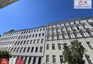 Wiener Lebensgefühl auf höchstem Niveau - modernes Wohnen im charmanten Altbau mit Balkon im 4. Liftstock!