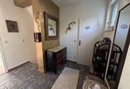 Eckreihenhaus mit uneinsichtigem Garten, Pool und zwei Stellplätzen!