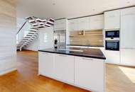 Helle, exklusive 4-Zimmer-Maisonette-Dachgeschosswohnung mit großer Terrasse und Klimaanlage