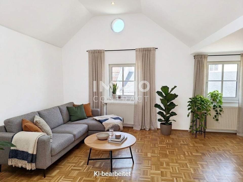 Sonnige 2 Zimmer-Dachgeschosswohnung am Stadtplatz 19 - Top 9