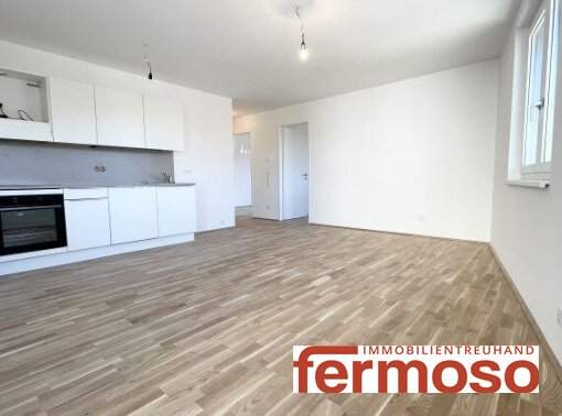 Helle Neubauwohnung 3 Zimmer Wohnung mit 2 Balkonen