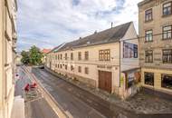 ***NEU*** Fantastische 4 Zimmer Wohnung in repräsentativem Stilaltbau! in TOP-Lage!!