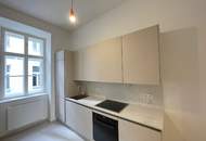 Erstklassig sanierte 2-Zimmer-Altbauwohnung in begehrter Lage