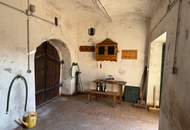 GRUNDSTÜCK MIT WEINKELLER