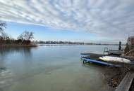 UFERPARZELLE mit privatem Badesteg und Badehäuschen am Neufelder See – beim Yachtclub auf Pachtgrund zu verkaufen