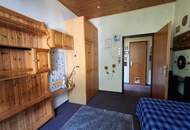 ''Ausbaupotenzial 150 m² WFL möglich - Tolle Liegenschaft in Neu-Essling"