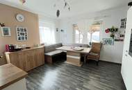 Zwei Wohnhäuser auf einem großzügigen Grundstück mit viel Potenzial in sehr ruhiger Lage!