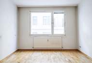 Mitten im Dritten! Geräumige 4-Zimmerwohnung mit Loggia und Garage zum sanieren und selbst gestalten!