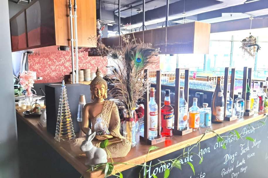Vollmöbliertes Restaurant beim Hollywood Megaplex | Ideal für asiatisches Gastronomiekonzept | sofort betriebsbereit, Gewerbeobjekt-miete, 6.364,24,€, 1110 Wien 11., Simmering